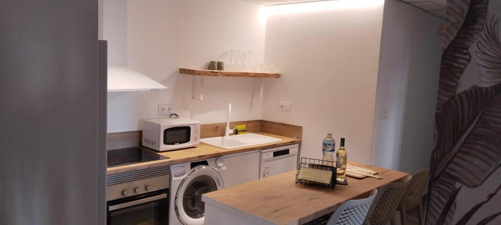 Ferienwohnung Edificio Amarillo En El Barrio Alicante Exterior foto